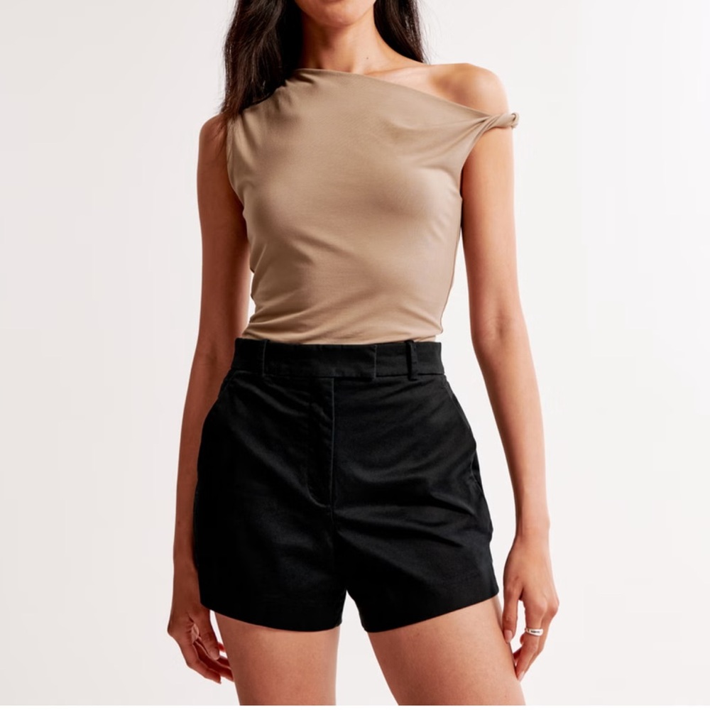 Women's A&F High Rise Tailored Short - Black 🩳🖤